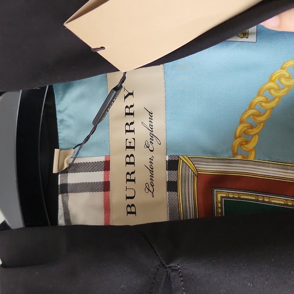NWT Burberry Trench in Black US 6 - Picture 2 of 8